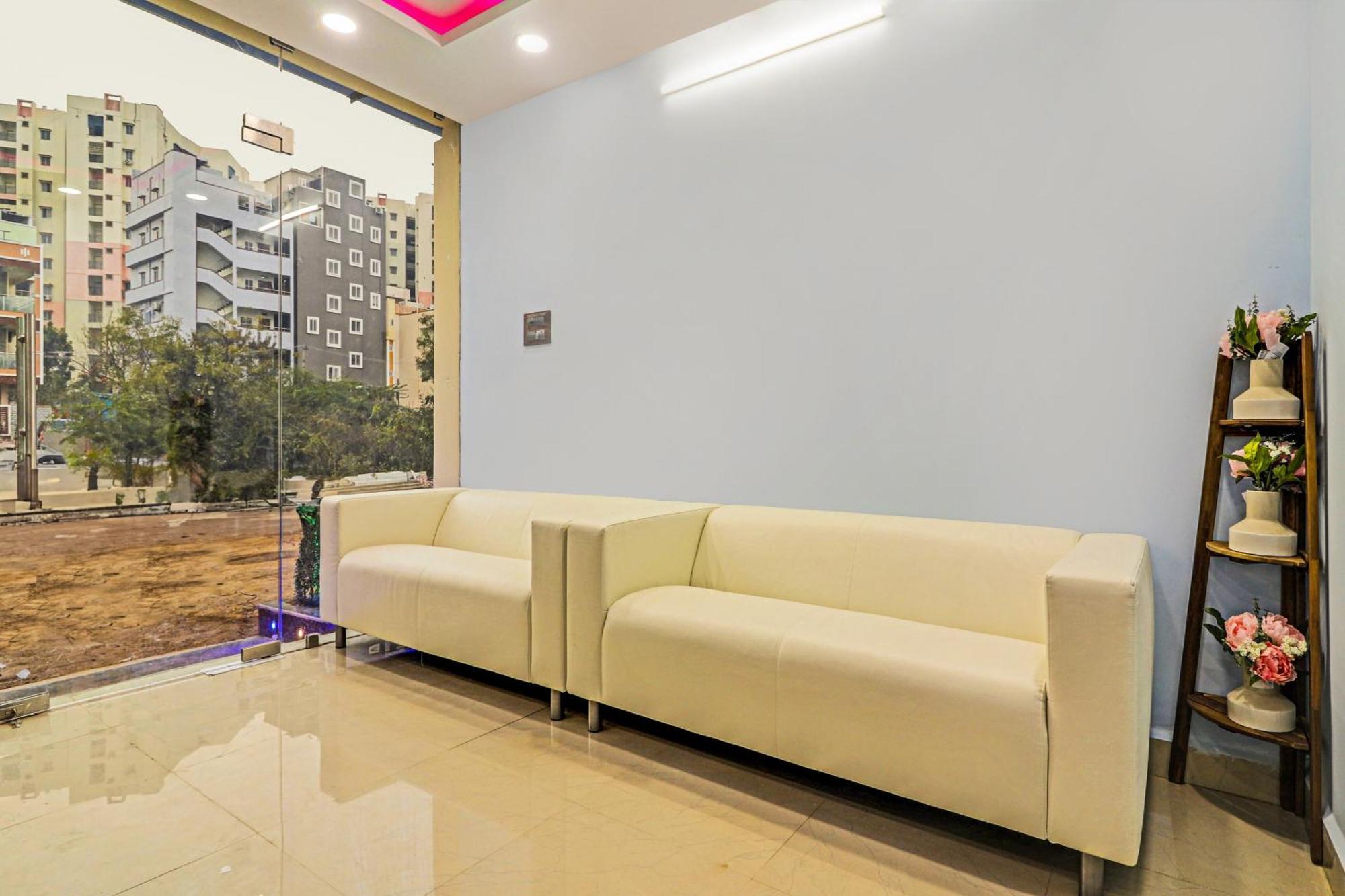 Super Hotel O Dsr Inn Near Nexus Hyderabad Bagian luar foto