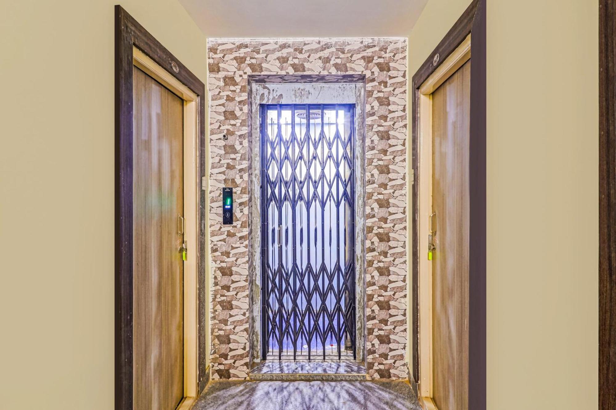 Super Hotel O Dsr Inn Near Nexus Hyderabad Bagian luar foto